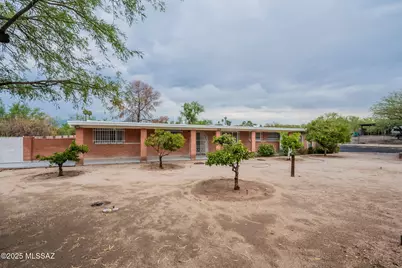 9975 E Creek Street, Tucson, AZ 85730 - Photo 2