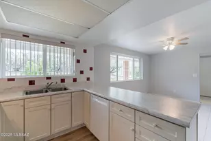 9975 E Creek St, Tucson, AZ 85730 - Photo 8