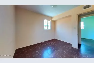 4631 E 14th Street, Tucson, AZ 85711 - Photo 8