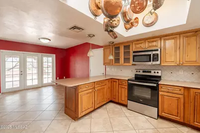 3910 S Via Del Ruisenor, Green Valley, AZ 85622 - Photo 14