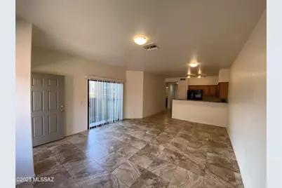 1260 E Weimer Circle #42, Tucson, AZ 85719 - Photo 2