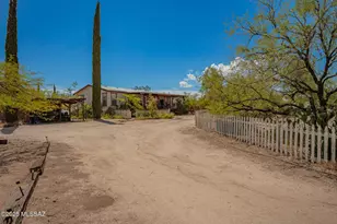 11787 S Cherokee Ln, Tucson, AZ 85736 - Photo 6