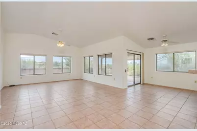 1012 W Union Bell Drive, Green Valley, AZ 85614 - Photo 6