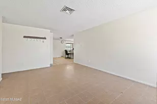 4520 W Lynn Cir, Tucson, AZ 85741 - Photo 6