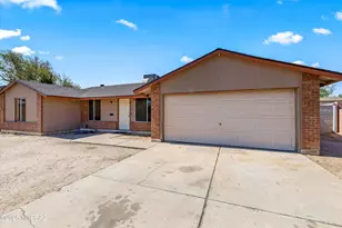 4520 W Lynn Cir, Tucson, AZ 85741 - Photo 2