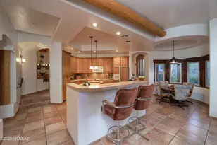 1594 N Desert Trumpet Ct, Tucson, AZ 85745 - Photo 4