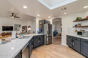 11646 E Saguaro Crest Pl, Tucson, AZ 85747 - Photo 14