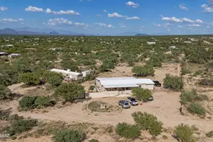 11265 S Annemarie Dr, Tucson, AZ 85736 - Photo 10