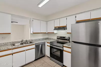 1341 E Fort Lowell Road # 52B, Tucson, AZ 85719 - Photo 4