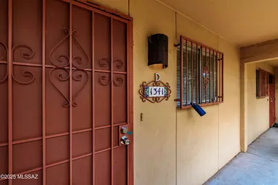 1341 E Fort Lowell Road # 52B, Tucson, AZ 85719 - Photo 2