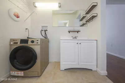 808 S Langley Avenue #UNIT 201, Tucson, AZ 85710 - Photo 18