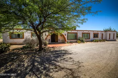 8620 N Pomona Avenue, Tucson, AZ 85704 - Photo 2