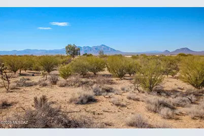 15949 Diamond Bell Ranch Road #8, Tucson, AZ 85736 - Photo 4