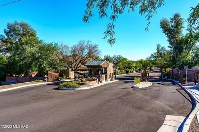 10309 N Mineral Spring Lane, Oro Valley, AZ 85737 - Photo 26