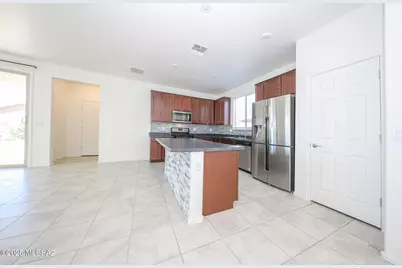 [Address not provided], Tucson, AZ 85730 - Photo 2