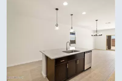 9865 N Solstice Avenue, Tucson, AZ 85743 - Photo 6