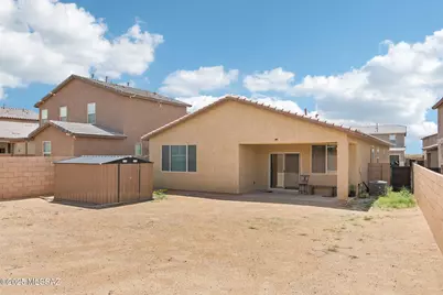 7803 S Sugarbend Drive, Tucson, AZ 85757 - Photo 18