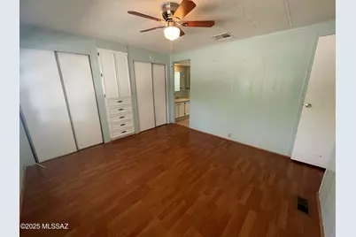 240 W Cumaro Drive, Green Valley, AZ 85614 - Photo 18