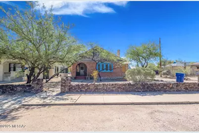 724 N 2nd Avenue, Tucson, AZ 85705 - Photo 1