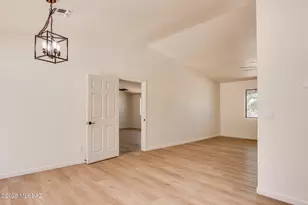 320 N Estill Dr, Oracle, AZ 85623 - Photo 8