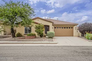 15181 N Triple Crown Pl, Tucson, AZ 85739 - Photo 2