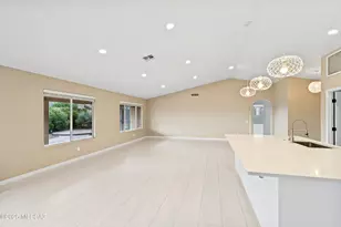 36892 S Golf Course Dr, Saddlebrooke, AZ 85739 - Photo 10