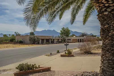 653 N Avenida Tortuga, Green Valley, AZ 85614 - Photo 4