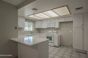 653 N Avenida Tortuga, Green Valley, AZ 85614 - Photo 14