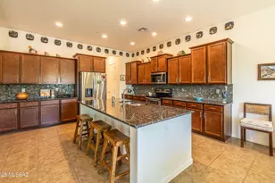 6567 W Whispering Windmill Ln, Marana, AZ 85658 - Photo 2