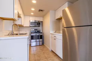 655 E Drachman St, Tucson, AZ 85705 - Photo 8