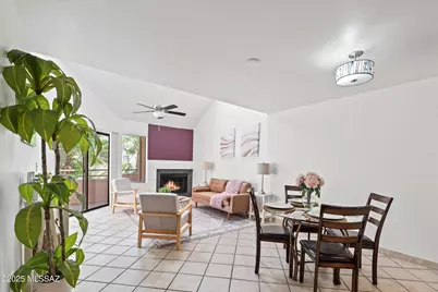 5675 N Camino Esplendora #5228, Tucson, AZ 85718 - Photo 2