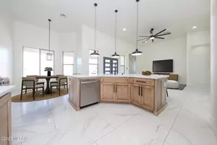 7182 W Irvington Rd, Tucson, AZ 85735 - Photo 12