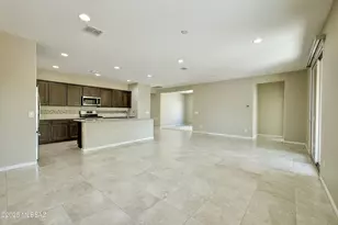 1075 N Echo Ranch Dr, Green Valley, AZ 85614 - Photo 4