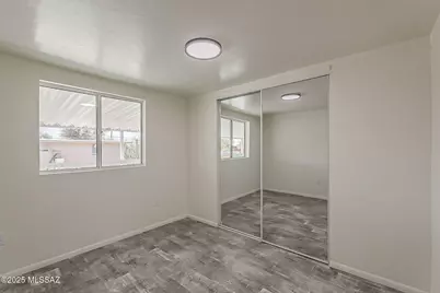 5441 N Royal Palm Drive, Tucson, AZ 85705 - Photo 10