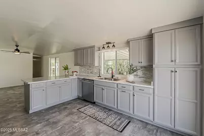 5441 N Royal Palm Drive, Tucson, AZ 85705 - Photo 6