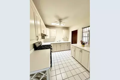 2921 E Florence Drive, Tucson, AZ 85716 - Photo 12