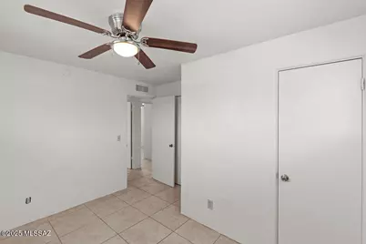 2135 N Columbus Boulevard, Tucson, AZ 85712 - Photo 18