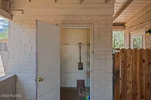 2135 N Columbus Blvd, Tucson, AZ 85712 - Photo 4