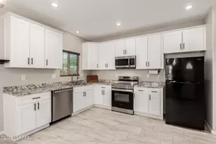 4126 E Glenn St, Tucson, AZ 85712 - Photo 10