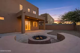 10329 E Jarod James Pl, Tucson, AZ 85747 - Photo 2