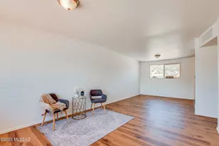 2018 S Cloverland Ave, Tucson, AZ 85711 - Photo 8