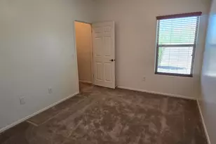 7842 N Maiden Pools Pl, Tucson, AZ 85743 - Photo 18