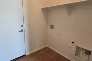 7842 N Maiden Pools Pl, Tucson, AZ 85743 - Photo 4