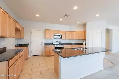11545 W Oilseed Drive, Marana, AZ 85653 - Photo 10