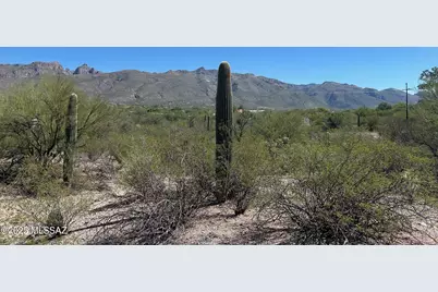 9931 Mount Pleasant Drive #13, Tucson, AZ 85749 - Photo 2