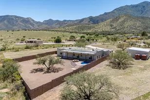 5465 E Pioneer Ln, Hereford, AZ 85615 - Photo 4