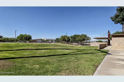 8766 N Golden Moon Way, Tucson, AZ 85743 - Photo 20