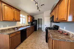 39577 Diamond Bay Dr, Tucson, AZ 85739 - Photo 12