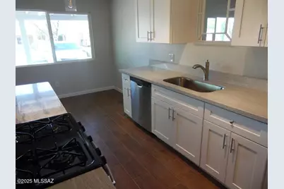 808 E Waverly Street #A, Tucson, AZ 85719 - Photo 6