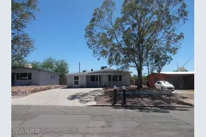 808 E Waverly Street #A, Tucson, AZ 85719 - Photo 2